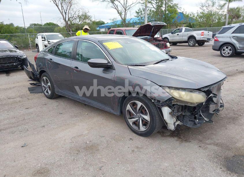 2019 Honda Civic LX (VIN 19XFC2F66KE024399) main photo