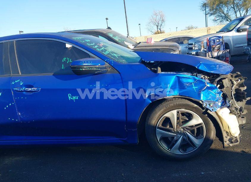 Photo 6 of 2019 Honda Civic LX (VIN 19XFC2F66KE202361)