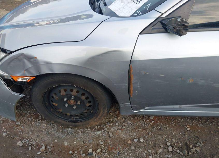 Photo 17 of 2020 Honda Civic LX (VIN 19XFC2F66LE015946)