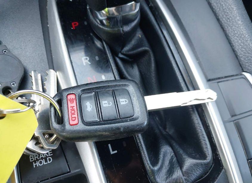 Photo 11 of 2020 Honda Civic LX (VIN 19XFC2F66LE016059)