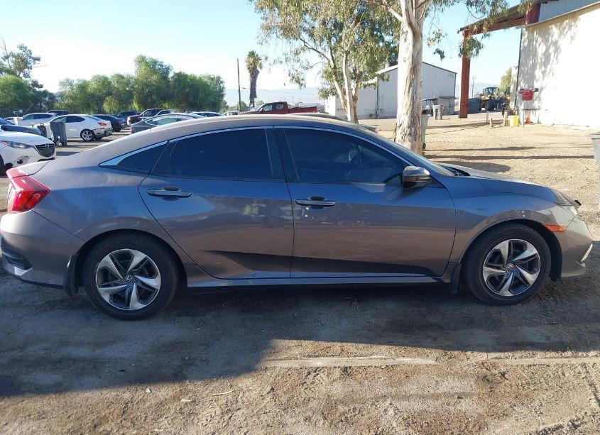 Photo 13 of 2020 Honda Civic LX (VIN 19XFC2F66LE203625)