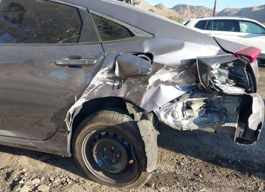 Photo 6 of 2020 Honda Civic LX (VIN 19XFC2F66LE203625)