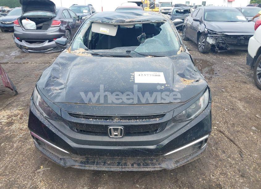 Photo 6 of 2019 Honda Civic LX (VIN 19XFC2F67KE011063)
