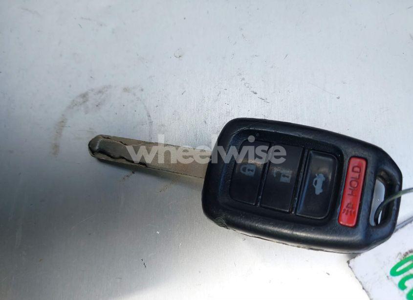 Photo 11 of 2019 Honda Civic LX (VIN 19XFC2F67KE017168)