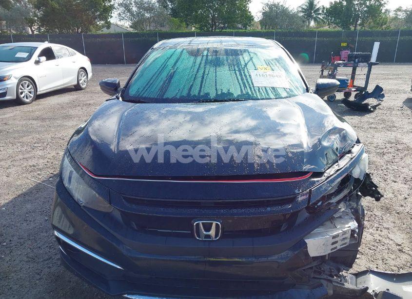 Photo 12 of 2019 Honda Civic LX (VIN 19XFC2F67KE017168)