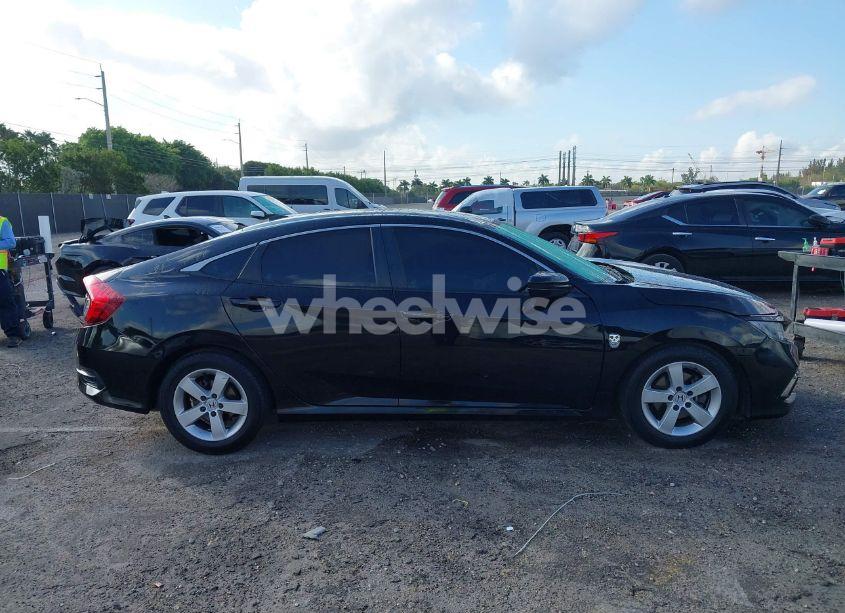 Photo 13 of 2019 Honda Civic LX (VIN 19XFC2F67KE017168)