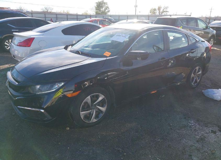 Photo 2 of 2019 Honda Civic LX (VIN 19XFC2F67KE045374)