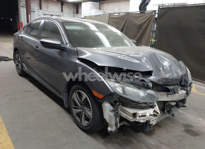 2020 Honda Civic LX (VIN 19XFC2F67LE006057) main photo