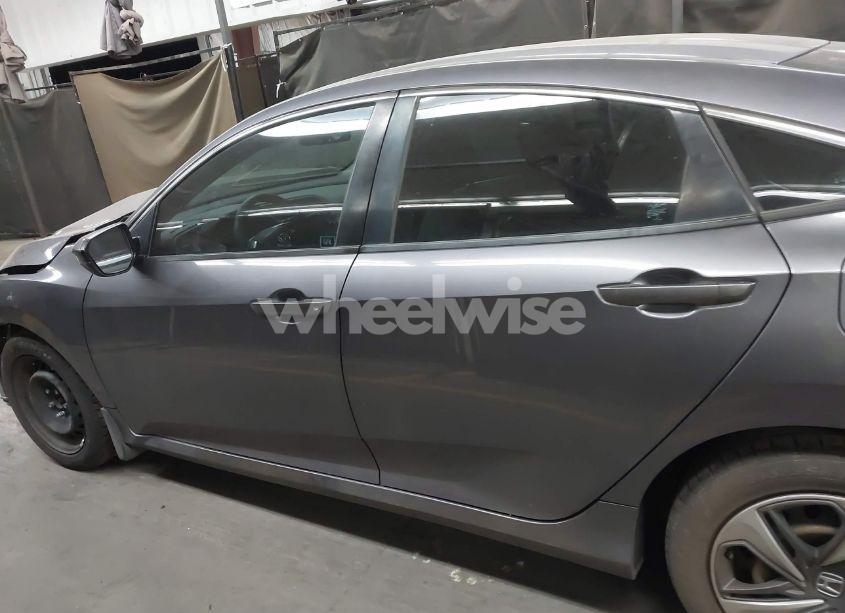 Photo 15 of 2020 Honda Civic LX (VIN 19XFC2F67LE006057)