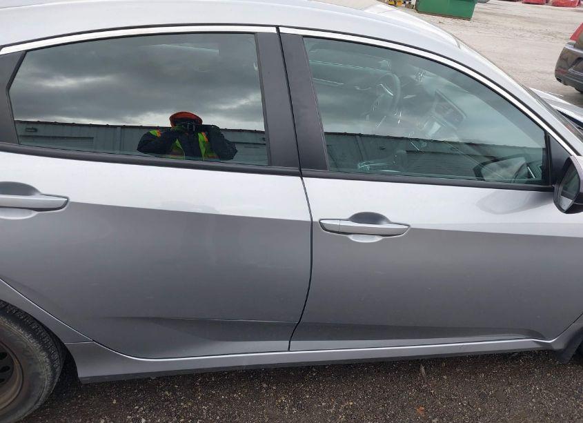 Photo 13 of 2020 Honda Civic LX (VIN 19XFC2F67LE027474)