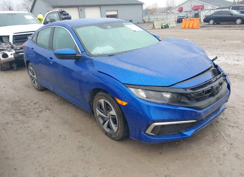 2019 Honda Civic LX (VIN 19XFC2F68KE002761) main photo