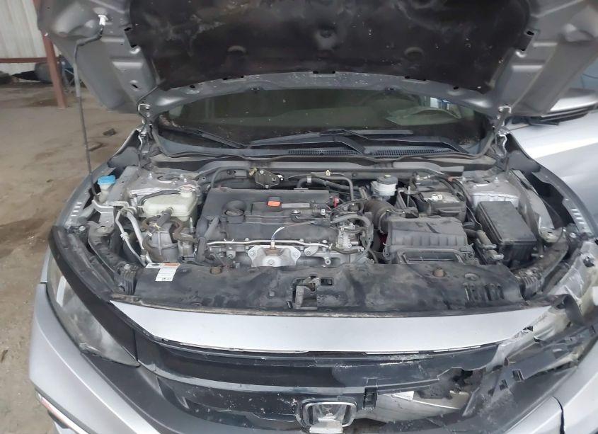Photo 10 of 2019 Honda Civic LX (VIN 19XFC2F68KE006860)