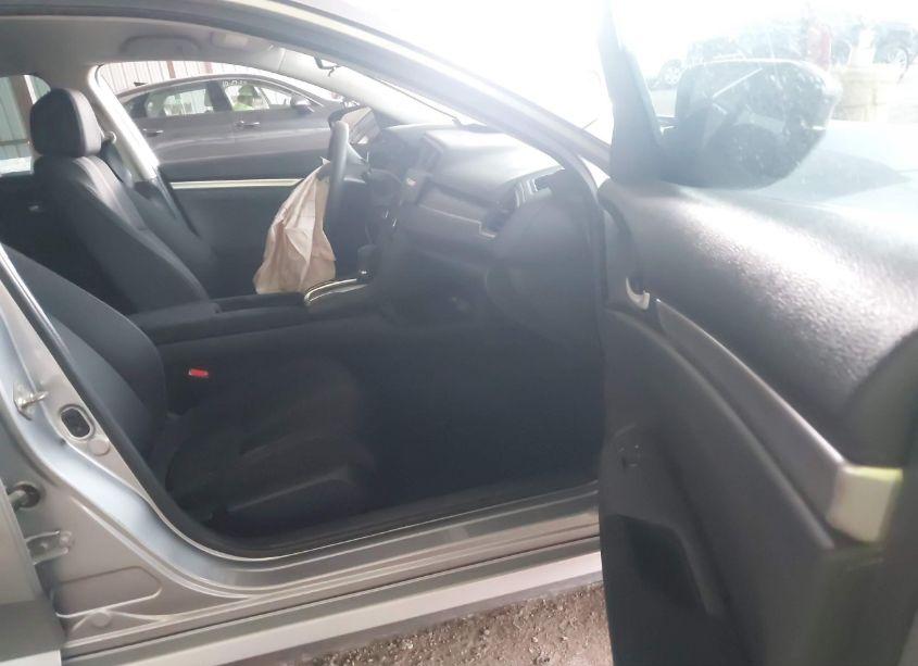 Photo 5 of 2019 Honda Civic LX (VIN 19XFC2F68KE006860)