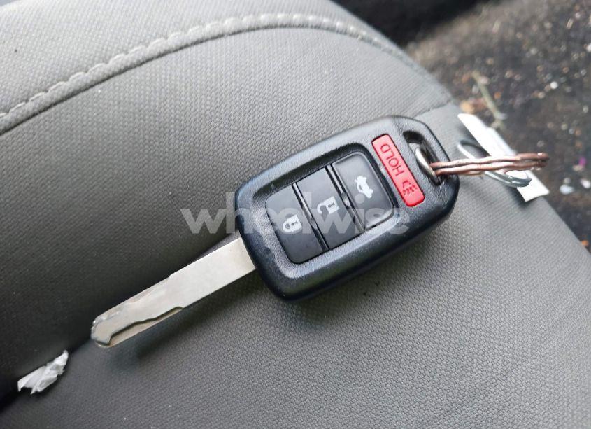 Photo 11 of 2019 Honda Civic LX (VIN 19XFC2F68KE016191)