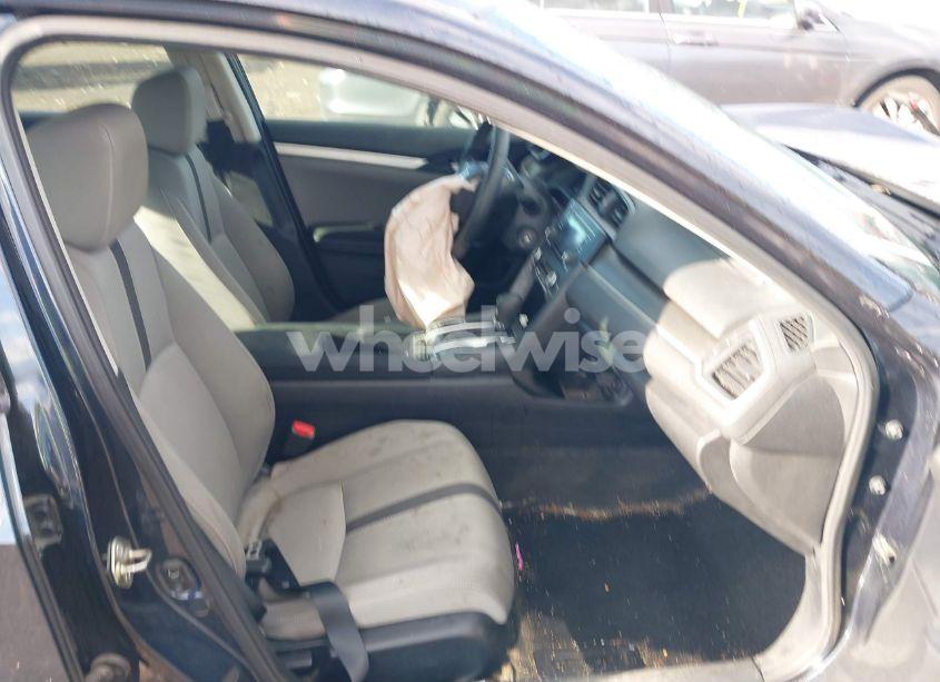 Photo 5 of 2019 Honda Civic LX (VIN 19XFC2F68KE016191)