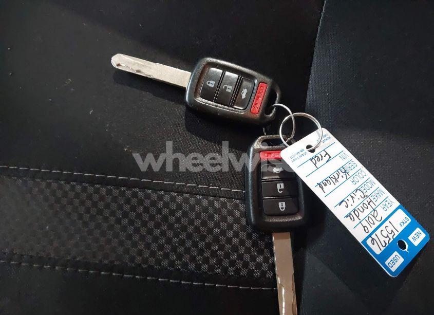 Photo 11 of 2019 Honda Civic LX (VIN 19XFC2F68KE017454)