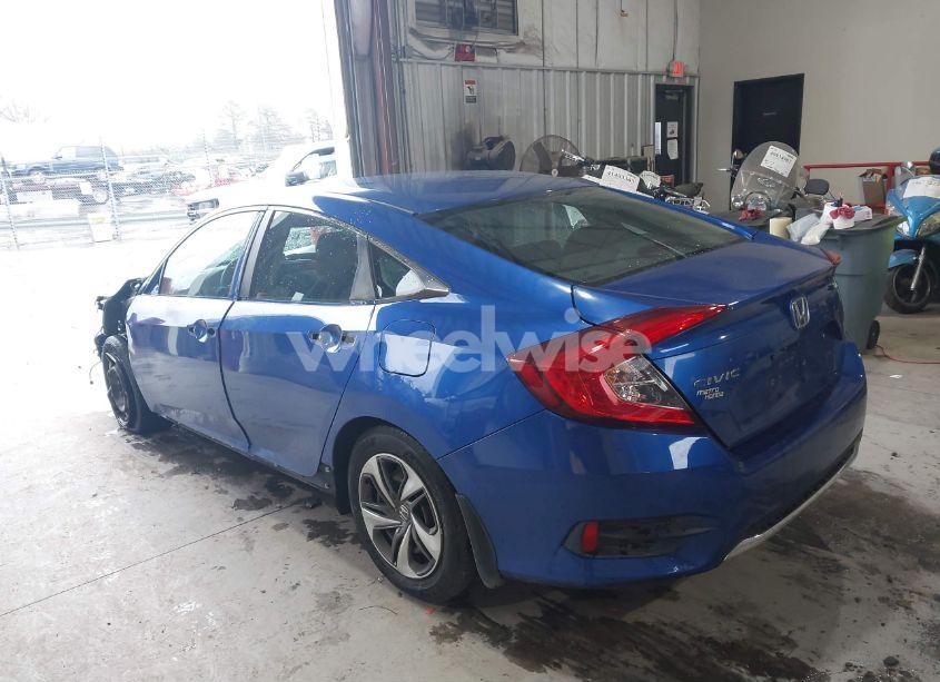 Photo 14 of 2019 Honda Civic LX (VIN 19XFC2F68KE017454)