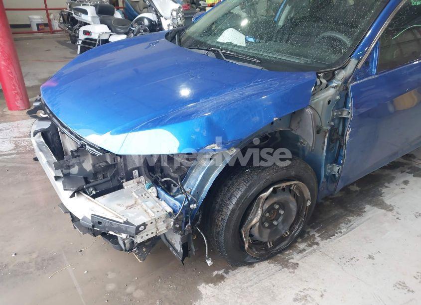 Photo 17 of 2019 Honda Civic LX (VIN 19XFC2F68KE017454)