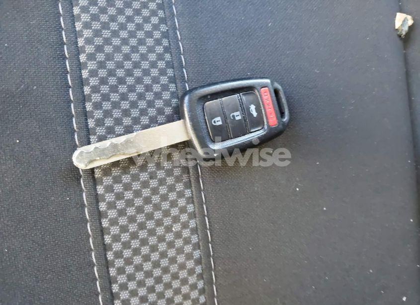 Photo 11 of 2019 Honda Civic LX (VIN 19XFC2F68KE030771)