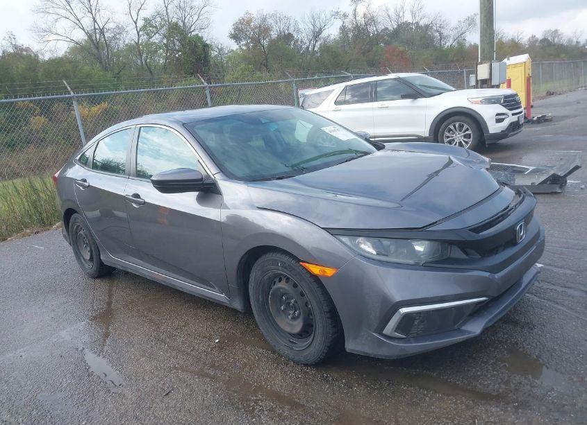 2019 Honda Civic LX (VIN 19XFC2F68KE036621) main photo