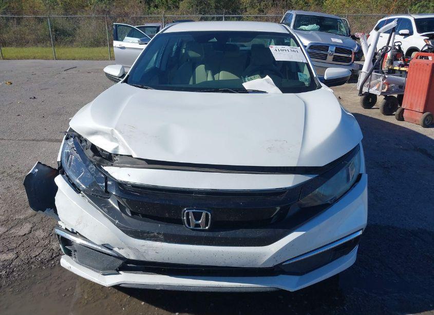 Photo 10 of 2019 Honda Civic LX (VIN 19XFC2F68KE037915)