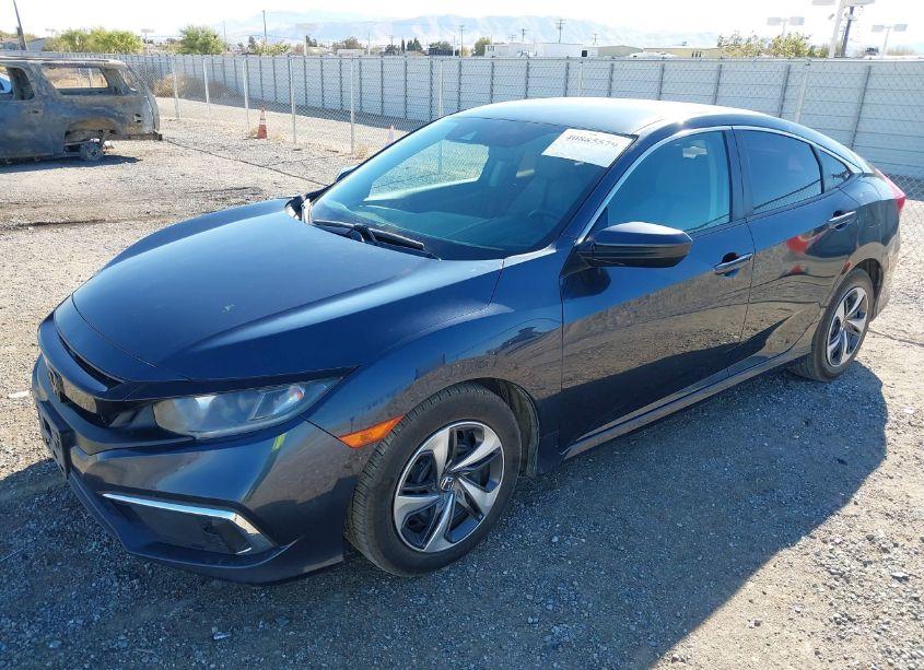 Photo 2 of 2019 Honda Civic LX (VIN 19XFC2F68KE200949)