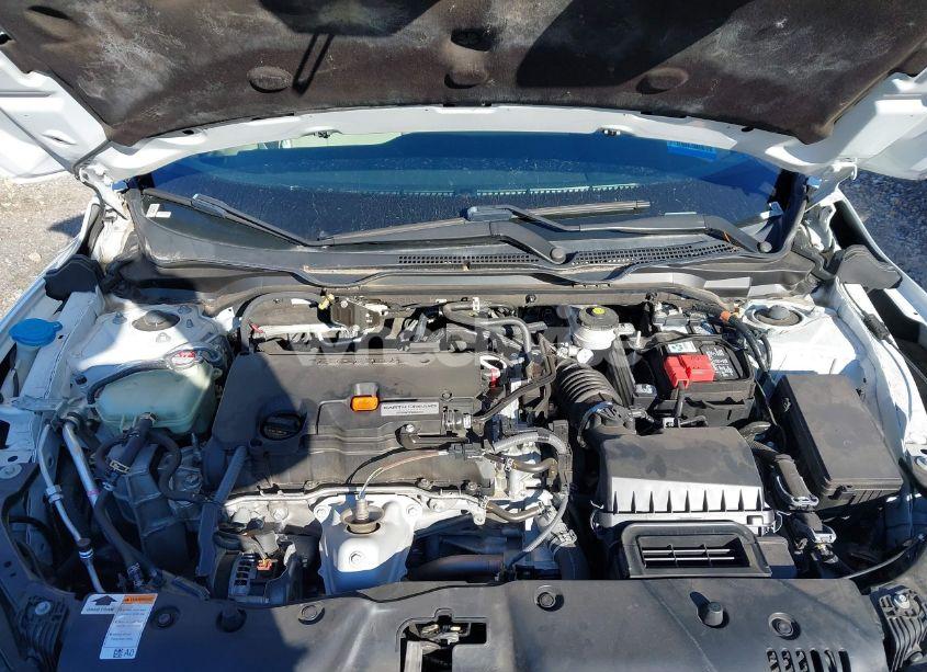 Photo 10 of 2019 Honda Civic LX (VIN 19XFC2F69KE025434)