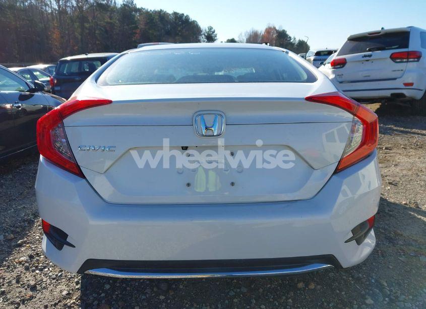 Photo 16 of 2019 Honda Civic LX (VIN 19XFC2F69KE025434)
