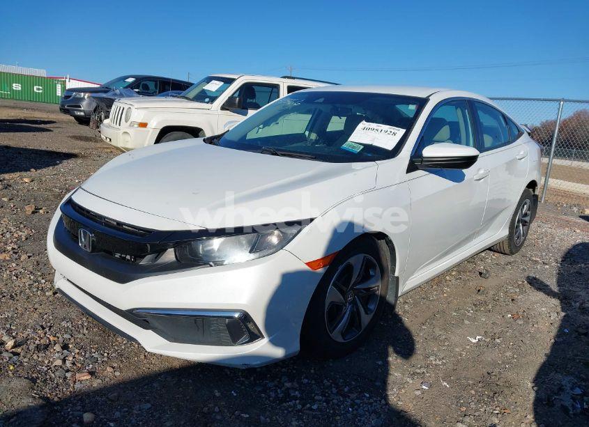 Photo 2 of 2019 Honda Civic LX (VIN 19XFC2F69KE025434)