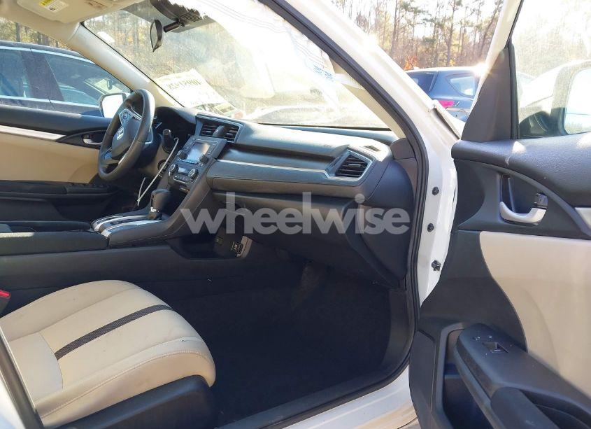 Photo 5 of 2019 Honda Civic LX (VIN 19XFC2F69KE025434)