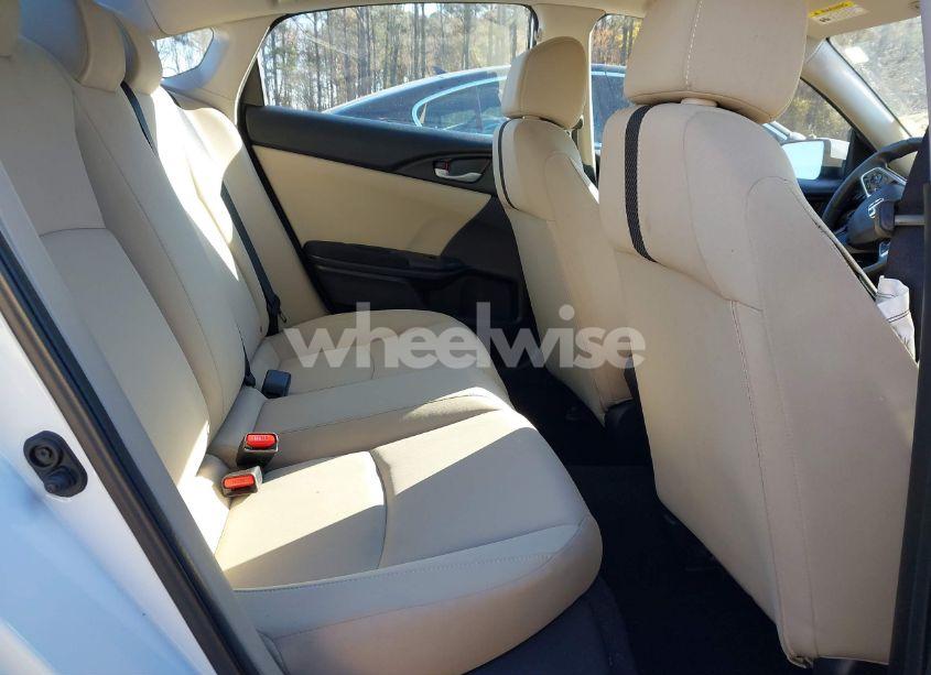 Photo 8 of 2019 Honda Civic LX (VIN 19XFC2F69KE025434)