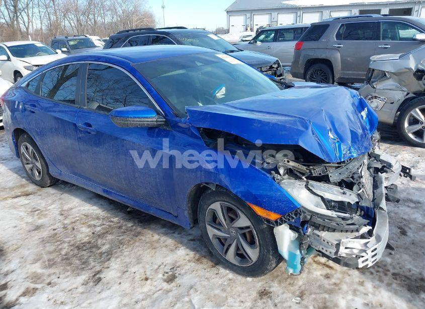 2019 Honda Civic LX (VIN 19XFC2F69KE026633) main photo