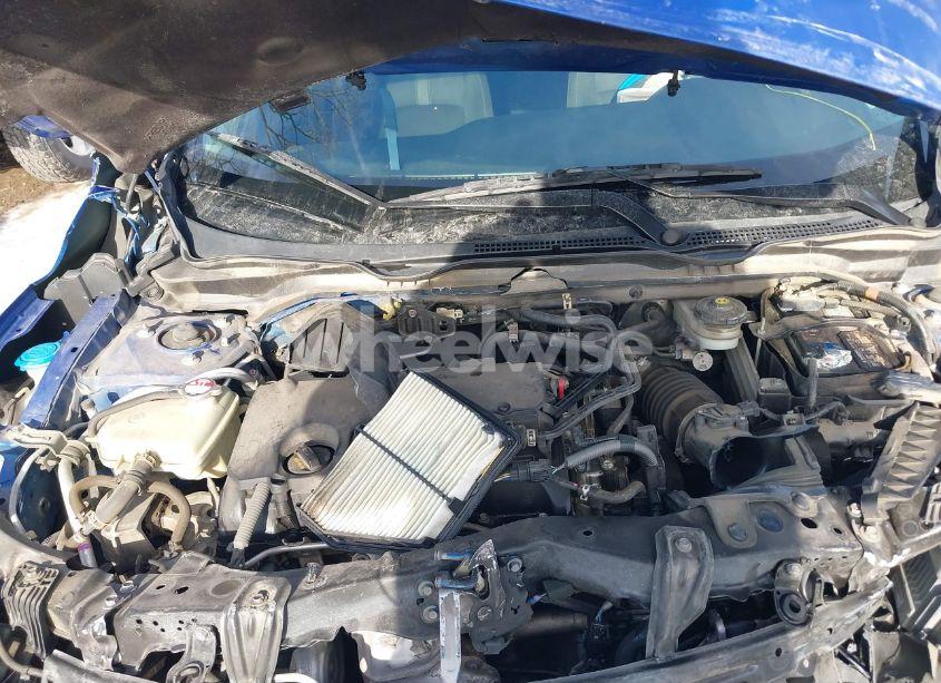 Photo 10 of 2019 Honda Civic LX (VIN 19XFC2F69KE026633)