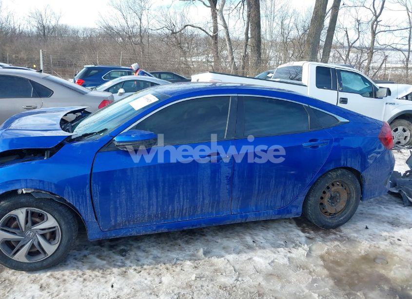 Photo 14 of 2019 Honda Civic LX (VIN 19XFC2F69KE026633)