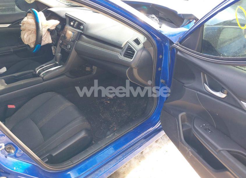 Photo 5 of 2019 Honda Civic LX (VIN 19XFC2F69KE026633)