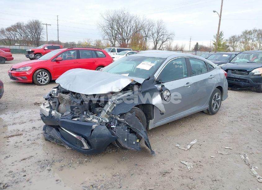 Photo 2 of 2019 Honda Civic LX (VIN 19XFC2F69KE042749)