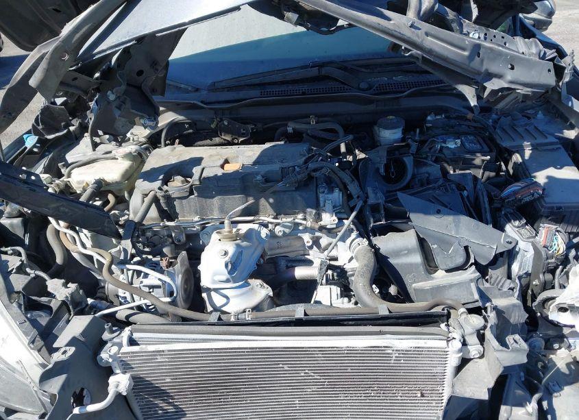 Photo 10 of 2019 Honda Civic LX (VIN 19XFC2F69KE203827)