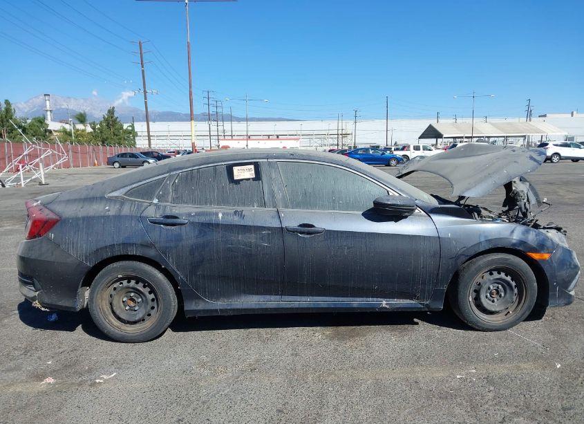 Photo 13 of 2019 Honda Civic LX (VIN 19XFC2F69KE203827)