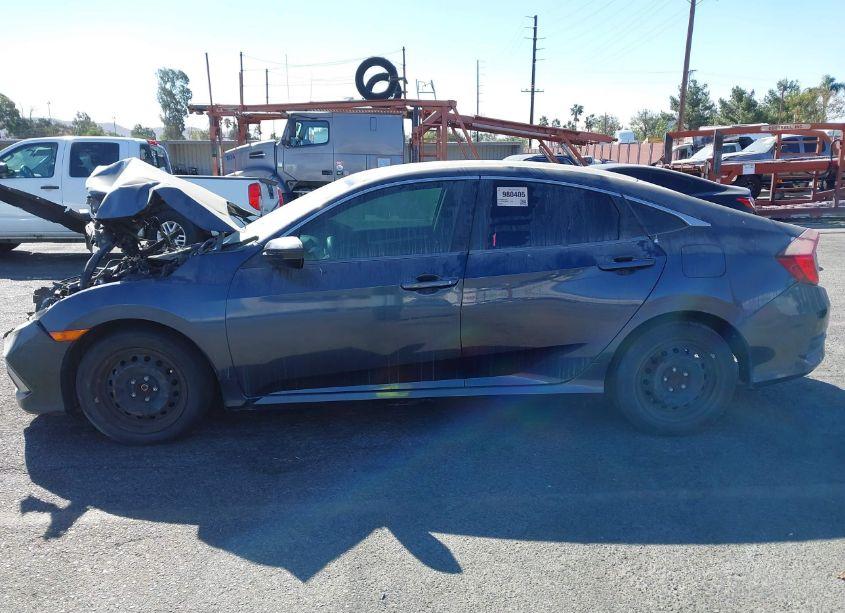 Photo 14 of 2019 Honda Civic LX (VIN 19XFC2F69KE203827)