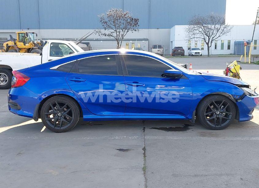 Photo 14 of 2019 Honda Civic LX (VIN 19XFC2F69KE206579)