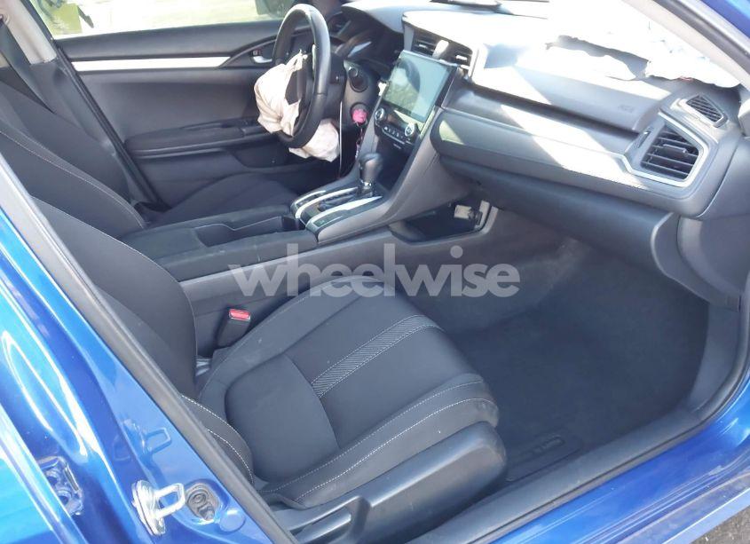 Photo 5 of 2019 Honda Civic LX (VIN 19XFC2F69KE206579)