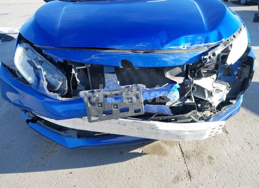 Photo 6 of 2019 Honda Civic LX (VIN 19XFC2F69KE206579)