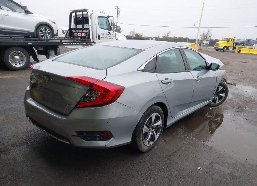 Photo 4 of 2019 Honda Civic LX (VIN 19XFC2F69KE213063)
