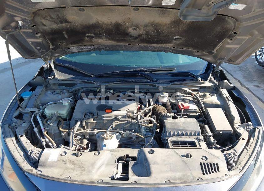Photo 10 of 2020 Honda Civic LX (VIN 19XFC2F69LE005590)