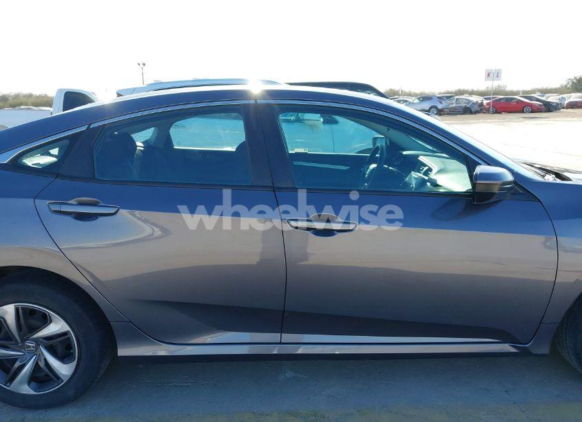 Photo 14 of 2020 Honda Civic LX (VIN 19XFC2F69LE005590)
