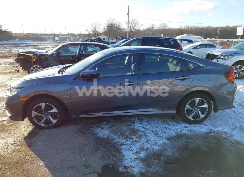 Photo 15 of 2021 Honda Civic LX (VIN 19XFC2F69ME001623)