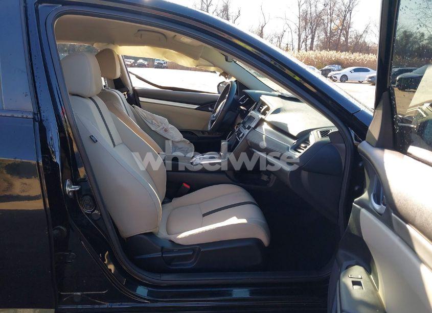 Photo 5 of 2017 Honda Civic LX (VIN 19XFC2F6XHE225196)