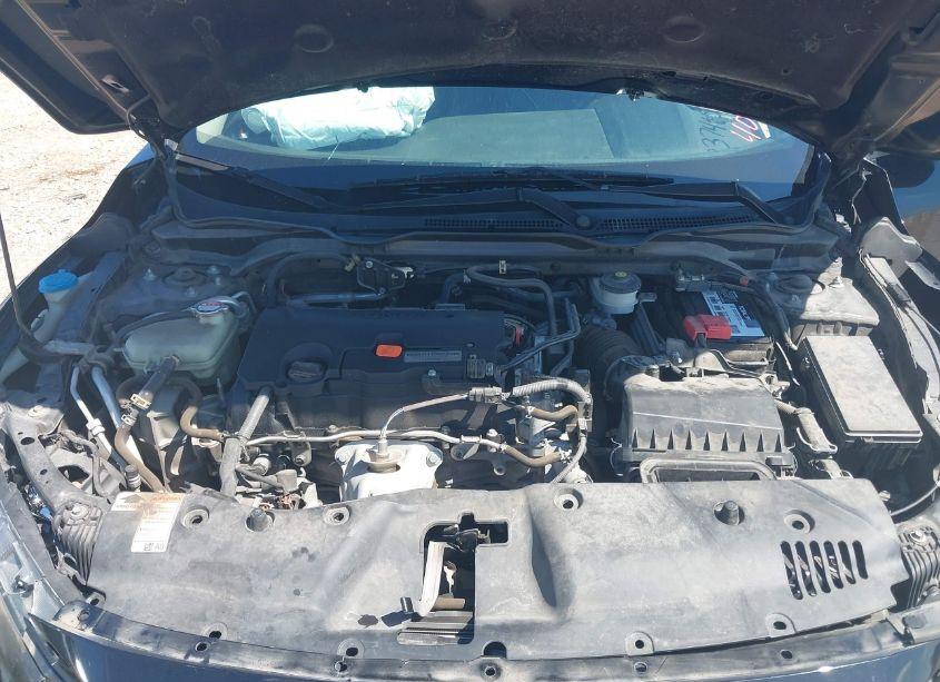 Photo 10 of 2019 Honda Civic LX (VIN 19XFC2F6XKE021960)