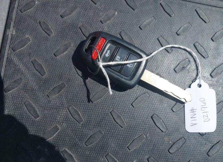 Photo 11 of 2019 Honda Civic LX (VIN 19XFC2F6XKE021960)