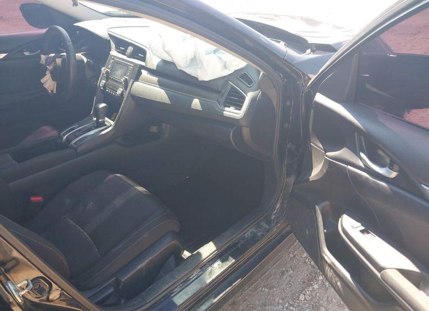 Photo 5 of 2019 Honda Civic LX (VIN 19XFC2F6XKE021960)